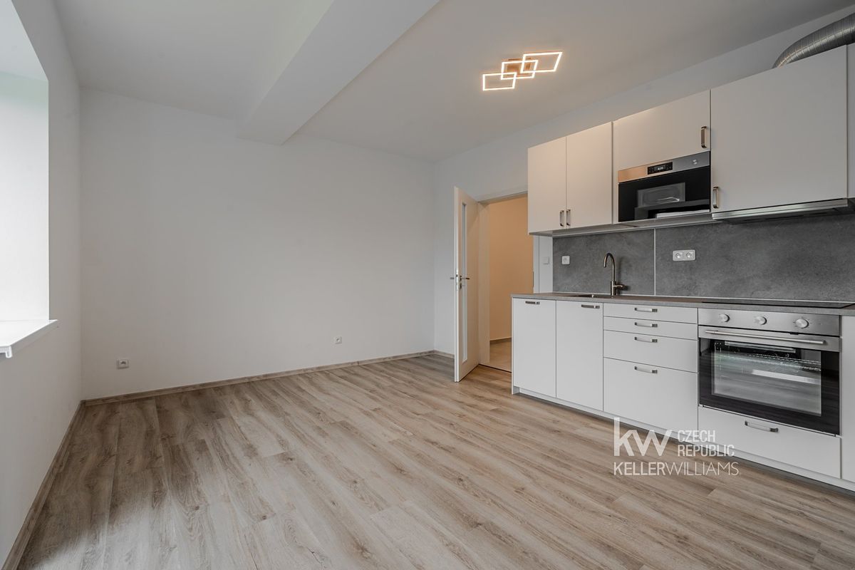 Pronájem bytu 1+kk 30 m²